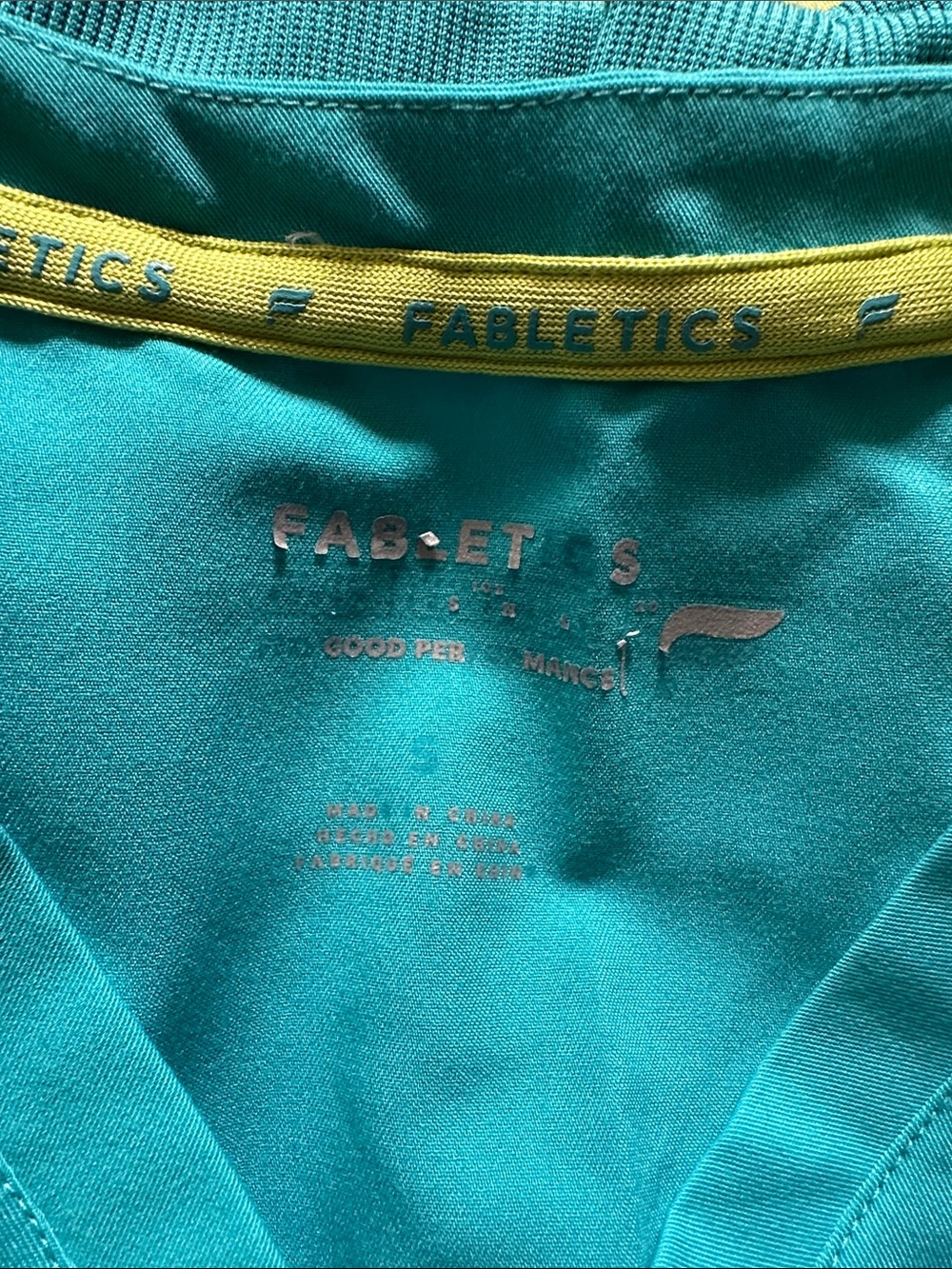 Fabletics Scrub set - Picture 2 of 2